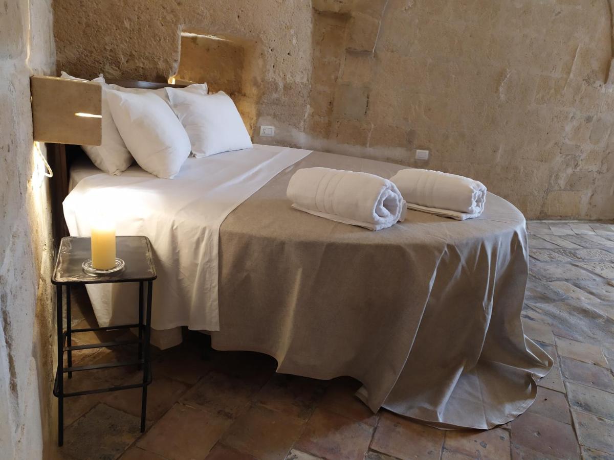 Fornaci 46 Sassi Con Idromassaggio Villa Matera Bagian luar foto