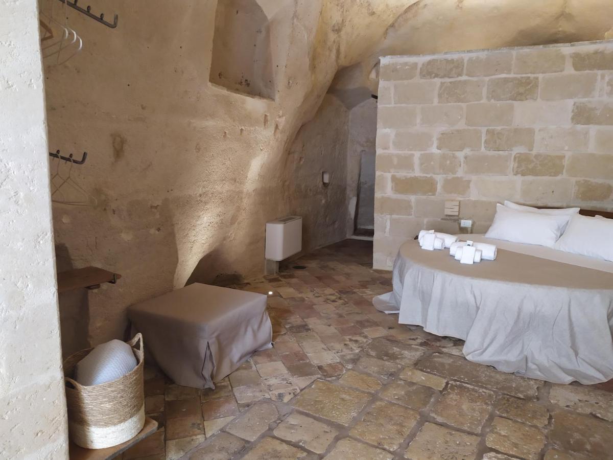 Fornaci 46 Sassi Con Idromassaggio Villa Matera Bagian luar foto
