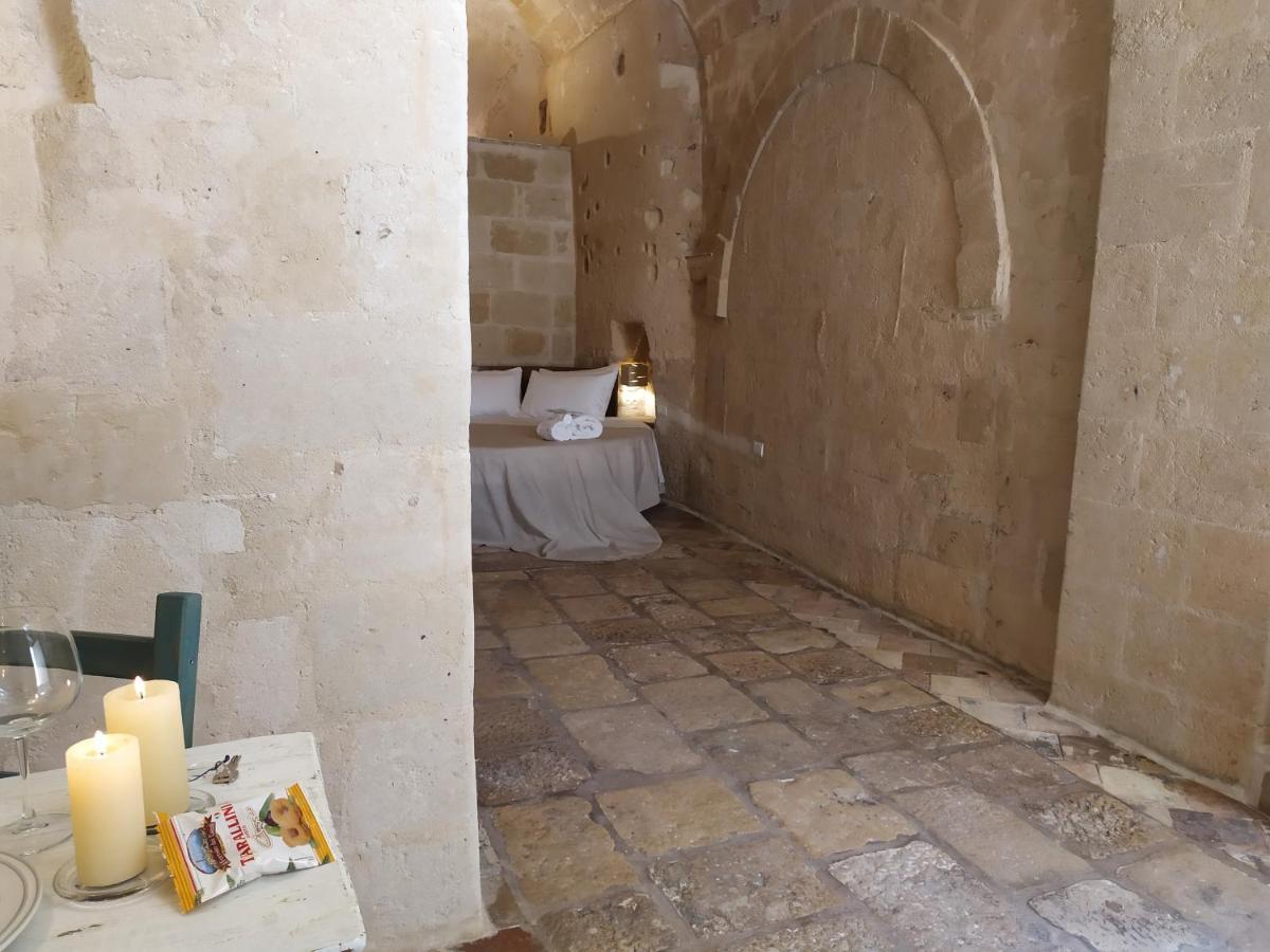 Fornaci 46 Sassi Con Idromassaggio Villa Matera Bagian luar foto