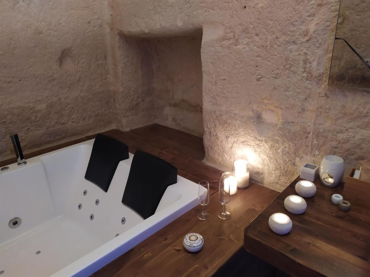 Fornaci 46 Sassi Con Idromassaggio Villa Matera Bagian luar foto